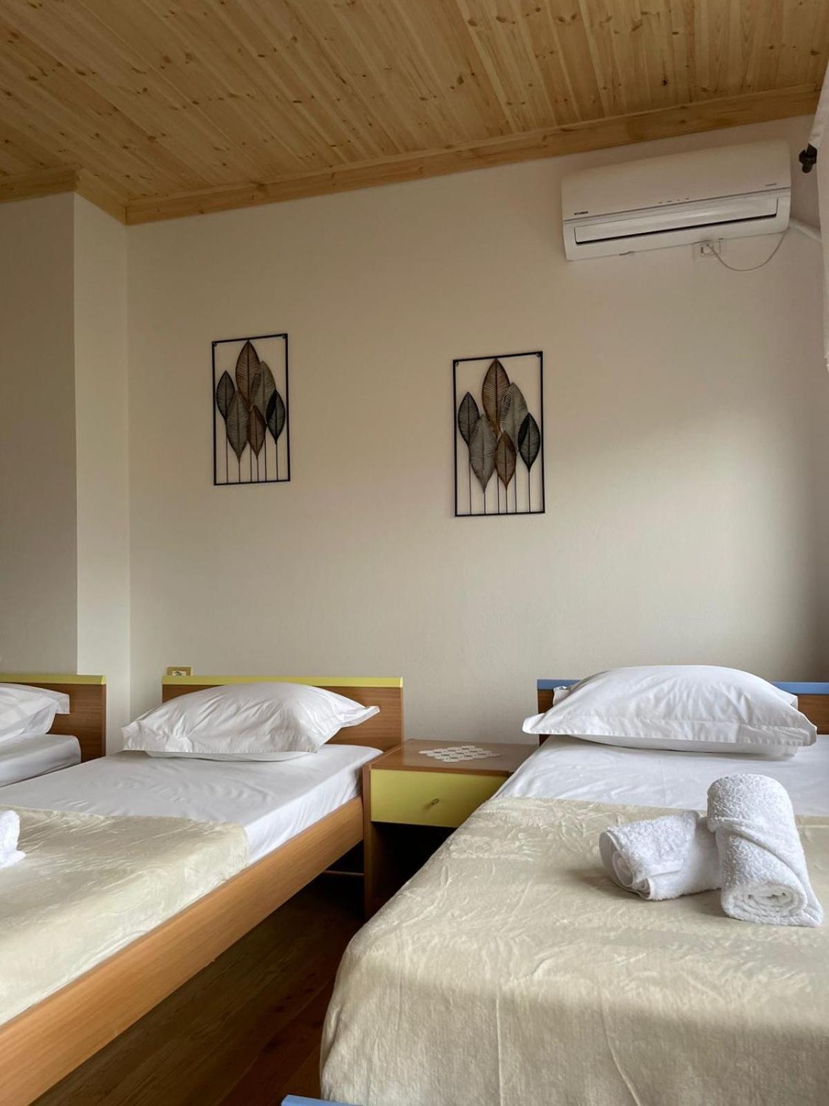 Stonetale Garden Guesthouse Gjirokastër Dış mekan fotoğraf